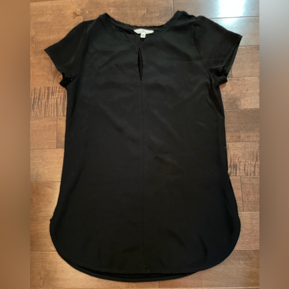 RW&CO Black Blouse with Short Sleeves - Picture 1 of 3